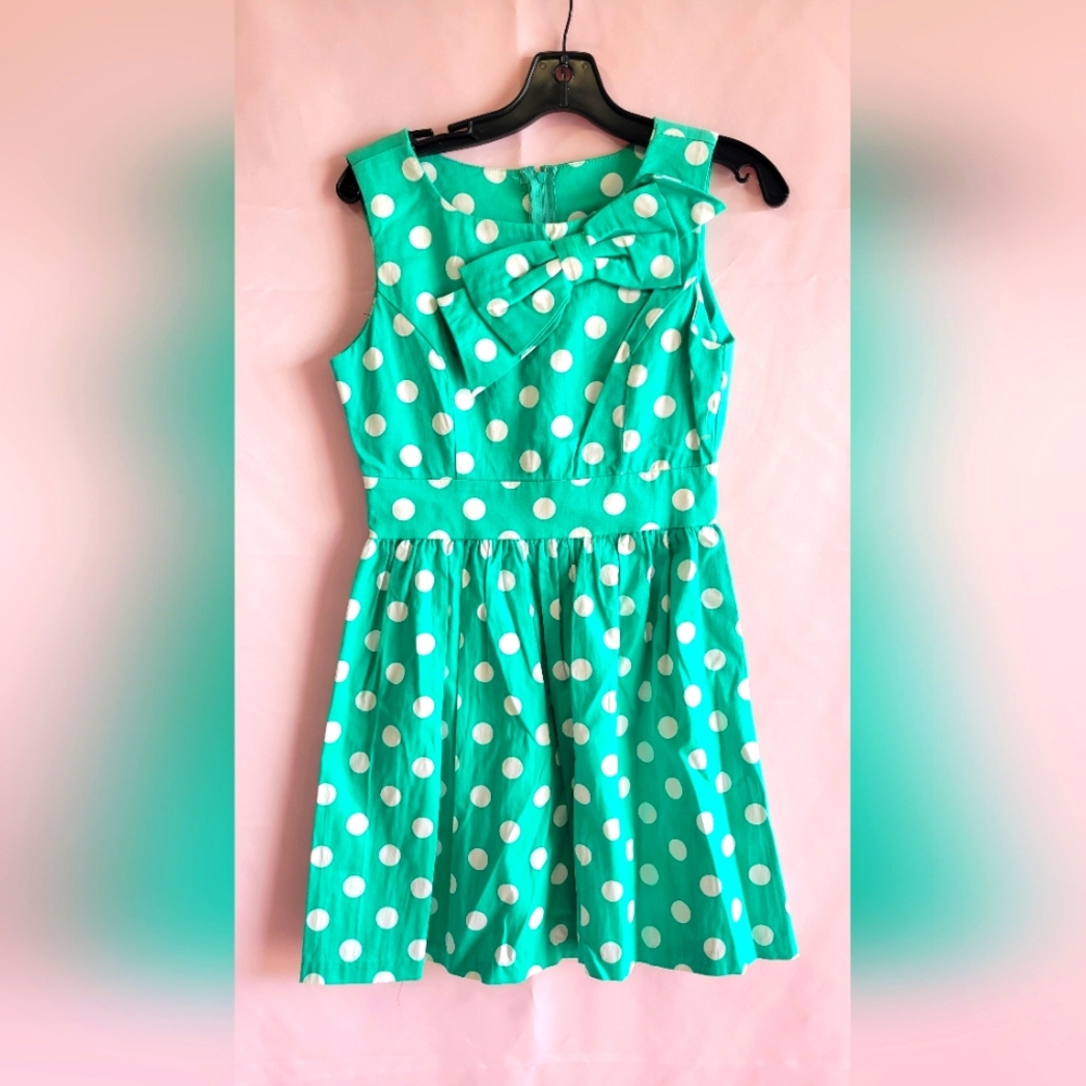 Retro Rockabilly pinup polka dot bow dress